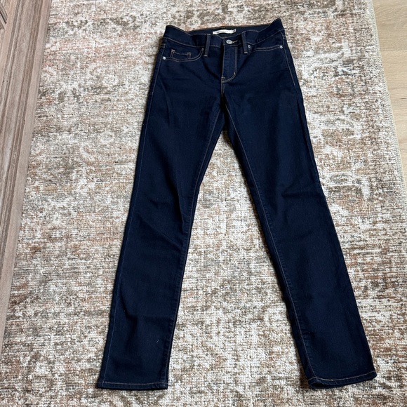 Levi's 312 Shaping Slim 26 NWOT - Picture 3 of 5